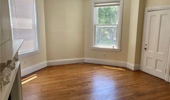 96 Rhode Island Ave 3, Newport, RI 02840