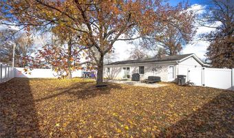 4404 Briarcliff Dr, Alton, IL 62002