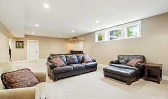 6212 Deer Hollow Rd, Auburn, IN 46706