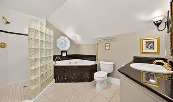 496 Beach St, Ashland, OR 97520