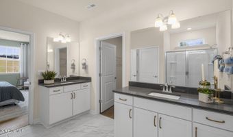 429 Thistle Meadow Ln, Aberdeen, NC 28315