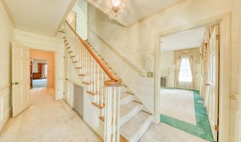 509 E Mitchell St, Adel, GA 31620