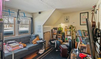 103 N Champlain St, Burlington, VT 05401