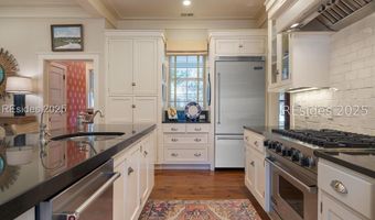 16 Parkman St, Bluffton, SC 29910
