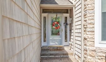 3836 Heron Watch Dr, Akron, OH 44319