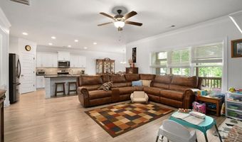 297 Woodbury Ln, Hull, GA 30646