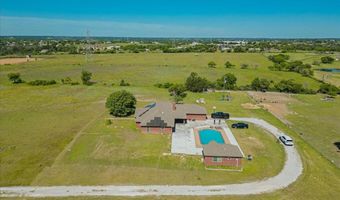 901 Green Branch Rd, Weatherford, TX 76085