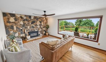 410 Pleasant Ave, Astoria, OR 97103