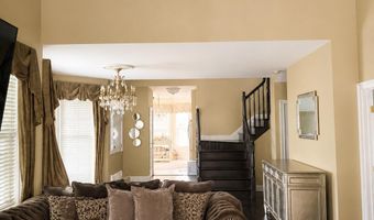 52 Faith Ln 52, Danbury, CT 06810