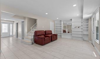 4305 BIRCHLAKE Ct, Alexandria, VA 22309