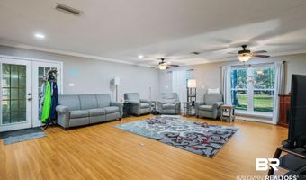 13545 Lyons Ave, Bayou La Batre, AL 36509