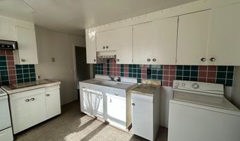 142 W South St, Ainsworth, NE 69210