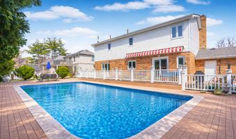 26 Altoona Ave, Staten Island, NY 10306