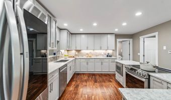 6235 US Highway 69, Ames, IA 50010