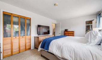 7370 Devinney Ct, Arvada, CO 80005