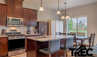 2855 Legacy Ln, Cody, WY 82414