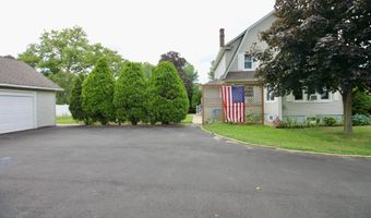 334 Campbell Ave, Belford, NJ 07718