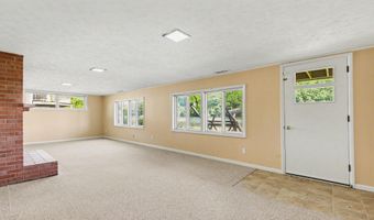 7261 Driftwood Dr SE, Ada, MI 49301