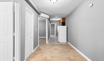 1613 17TH Pl SE 201, Washington, DC 20020