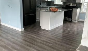 30 Harris St, Coventry, RI 02816