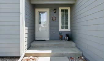 2005 PINE Ave, Cheyenne, WY 82007