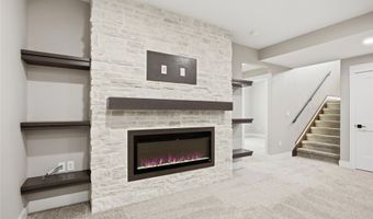 1603 NE 19th St, Ankeny, IA 50021