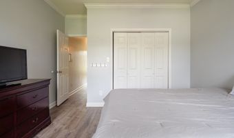 605 Plantation Dr, Adel, GA 31620