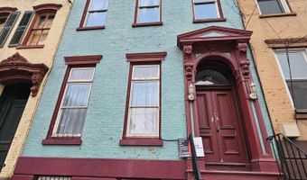 32 1st St 2, Albany, NY 12210