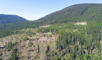 8694 Meadow Creek Rd, Bonners Ferry, ID 83805
