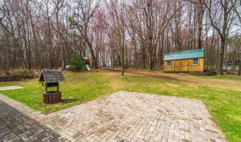 8385 6TH St, Amherst Junction, WI 54407