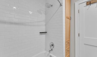 436 Pinewood St, Ann Arbor, MI 48103