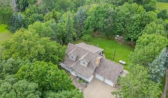 16714 Queens Rd, Avon, MN 56310
