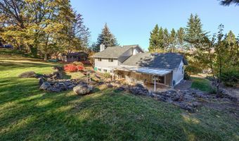 1820 Crestview Dr, Ashland, OR 97520