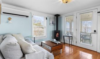 55 Wonderview Cir, Belfast, ME 04915