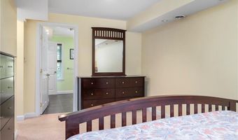 130 Bear Hill Rd 302, Cumberland, RI 02864