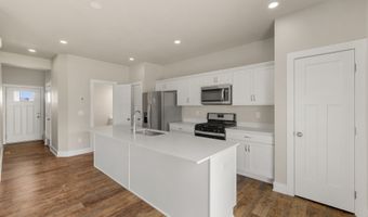4007 NE 3rd St, Ankeny, IA 50021