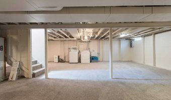 1525 N OUTAGAMIE St, Appleton, WI 54914