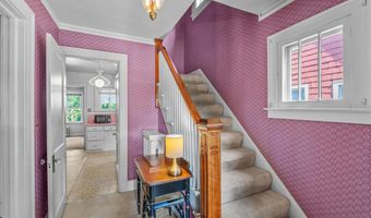 216 Kenwood Ave, Ann Arbor, MI 48103