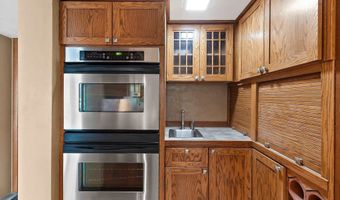 5531 LONG Ct, Appleton, WI 54914