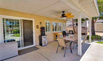 19581 Powhatan Rd, Apple Valley, CA 92308