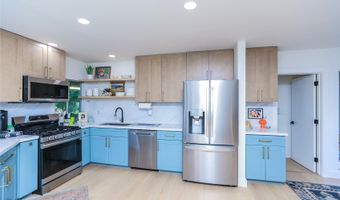 1614 Paukiki St, Kailua, HI 96734
