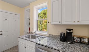 325 V St NE 1, Washington, DC 20002