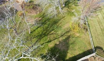 21 Namcook Rd, Narragansett, RI 02882