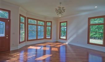 81 Potts Rd, Allentown, NJ 08501