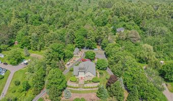 48 Old Searsport Ave, Belfast, ME 04915