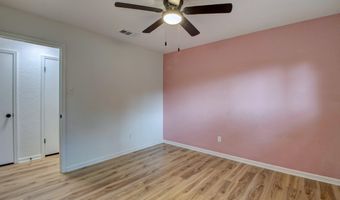 996 Hacienda Dr, Benton, AR 72019
