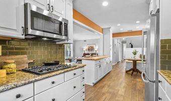 4331 Helix Canyon Dr, La Mesa, CA 91941
