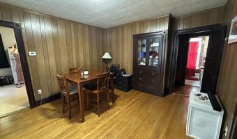 16 Walter St, Bangor, ME 04401