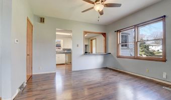 910 2nd Ave, Armstrong, IA 50514