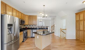 10827 VISTA GARDENS Dr, Bowie, MD 20720